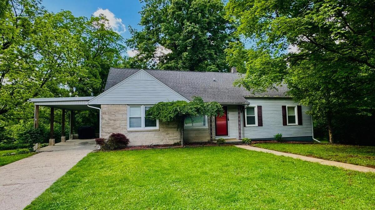 Bourbon Belle Of Bardstown Villa Exterior photo