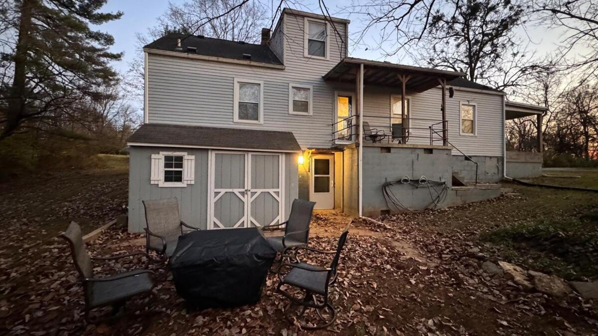 Bourbon Belle Of Bardstown Villa Exterior photo